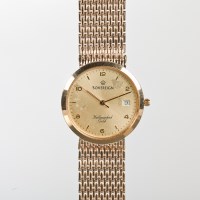 Lot 1012 - GENTLEMAN'S 'SOVEREIGN HALLMARKED GOLD WRIST...