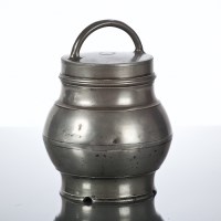 Lot 374 - EARLY 19TH CENTURY PEWTER LEECH CARRIER of...