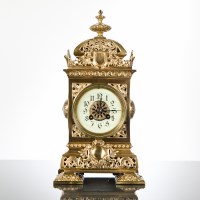 Lot 289 - EARLY 20TH CENTURY FRENCH BRASS TABLE CLOCK...