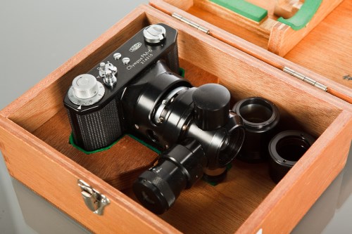 Lot 302 - OLYMPUS PM-6 MICROSCOPE CAMERA serial no....