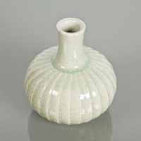 Lot 19 - JAPANESE VASE by Kato Shunji, with narrow neck...