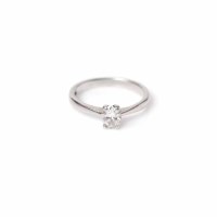 Lot 1932A - DIAMOND SOLITAIRE RING the oval cut diamond...