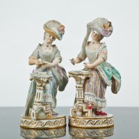 Lot 166 - PAIR OF 19TH CENTURY MEISSEN GILT PORCELAIN...