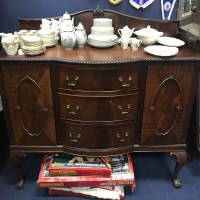 Lot 337 - MAHOGANY DINING ROOM SUITE comprising a...