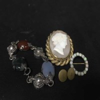 Lot 405 - CAMEO BROOCH along with gold plated cufflinks...