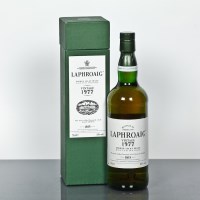 Lot 752 - LAPHROAIG VINTAGE 1977 Single Islay malt...