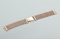 Lot 1025 - EARLY TWENTIETH CENTURY NINE CARAT GOLD WATCH...