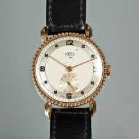 Lot 1073 - GENTLEMAN'S TREBEX WRIST WATCH c.1930s, the...