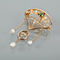 Lot 1240A - EDWARDIAN TOURMALINE AND PEARL HOLBEIN of...