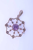 Lot 2046 - EDWARDIAN AMETHYST AND SEED PEARL HOLBEIN of...