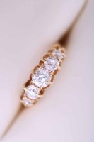 Lot 2050 - DIAMOND FIVE STONE RING set with five old cut...