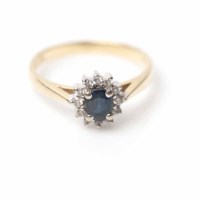 Lot 2095A - SAPPHIRE AND DIAMOND CLUSTER RING set...