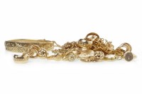 Lot 679 - GROUP OF GOLD JEWELLERY most items marked for...