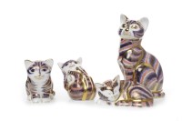 Lot 1212 - ROYAL CROWN DERBY SEATED CAT PAPERWEIGHT marks...