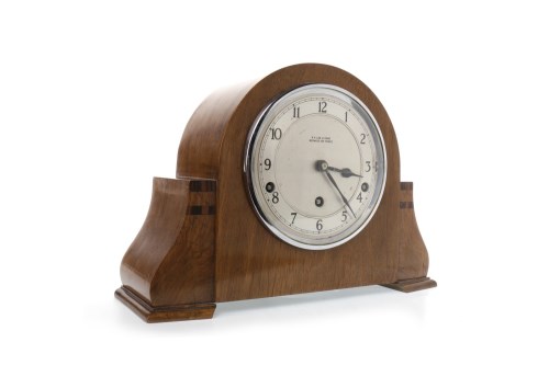 Lot 1410 - 1940s MANTEL CLOCK WITH WESTMINSTER CHIMING...