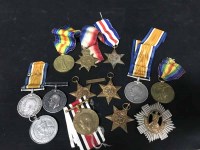 Lot 21 - LOT OF WWI AND WWII SERVICE MEDALS (11) along...
