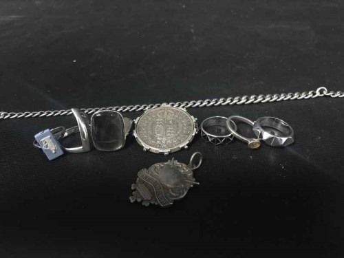 Lot 37 - LOT OF SILVER AND COSTUME JEWELLERY
