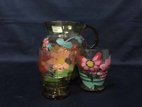 Lot 125 - HANDPAINTED GLASS JUG WITH 5 DRINKING GLASSES