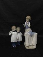 Lot 182 - LLADRO FIGURE OF A GIRL IRONING along with a...