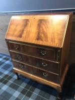 Lot 401 - WRITING BUREAU