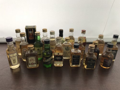 Lot 4 - APPROXIMATELY FIFTY BLENDED WHISKY MINIATURES...