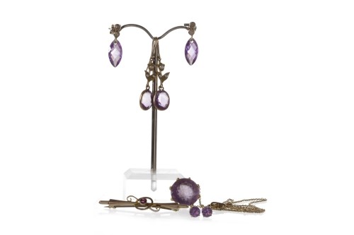 Lot 218 - COLLECTION OF AMETHYST AND OTHER JEWELLERY...