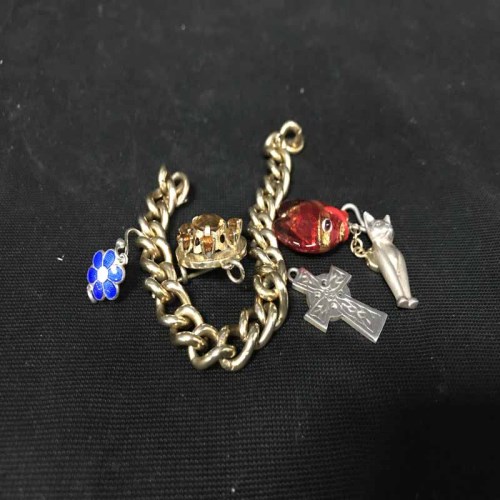 Lot 92 - LOT OF COSTUME JEWELLERY including some gold...