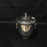 Lot 425 - LOT OF SILVER PLATED WARES including an ice...
