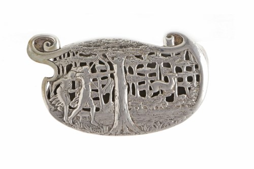 Lot 846 - ATTRACTIVE EARLY 20TH CENTURY SILVER TRINKET...