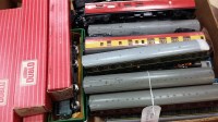Lot 1723 - HORNBY DUBLO TRAIN SET made in England by...
