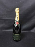 Lot 59 - BOTTLE OF MOET CHAMPAGNE AND A SMALL DECANTER