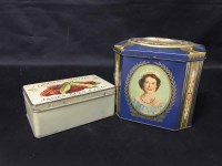 Lot 137 - LOT OF COLLECTABLE TINS AND BOXES