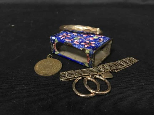 Lot 9 - GROUP OF GOLD AND COSTUME JEWELLERY including...