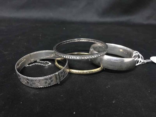 Lot 39 - LOT OF SILVER JEWELLERY including Ola Gorie...