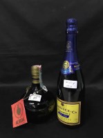 Lot 277 - LOT OF ASSORTED LIQUEUERS, CHAMPAGNE AND WINE